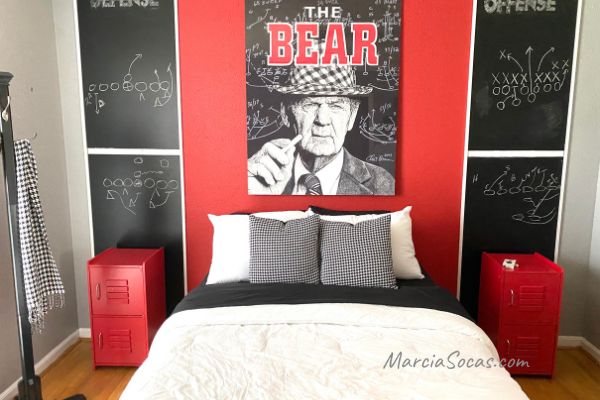 paul bear bryant themed bedroom