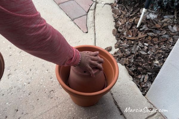 working with pots to find fountain height